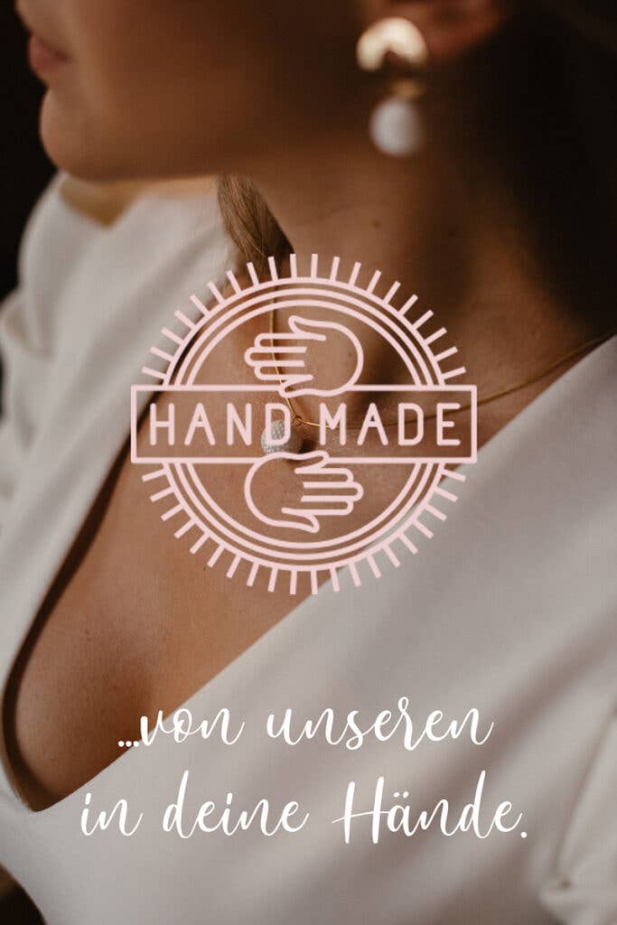 COLLAR UNIVERSO OPAL