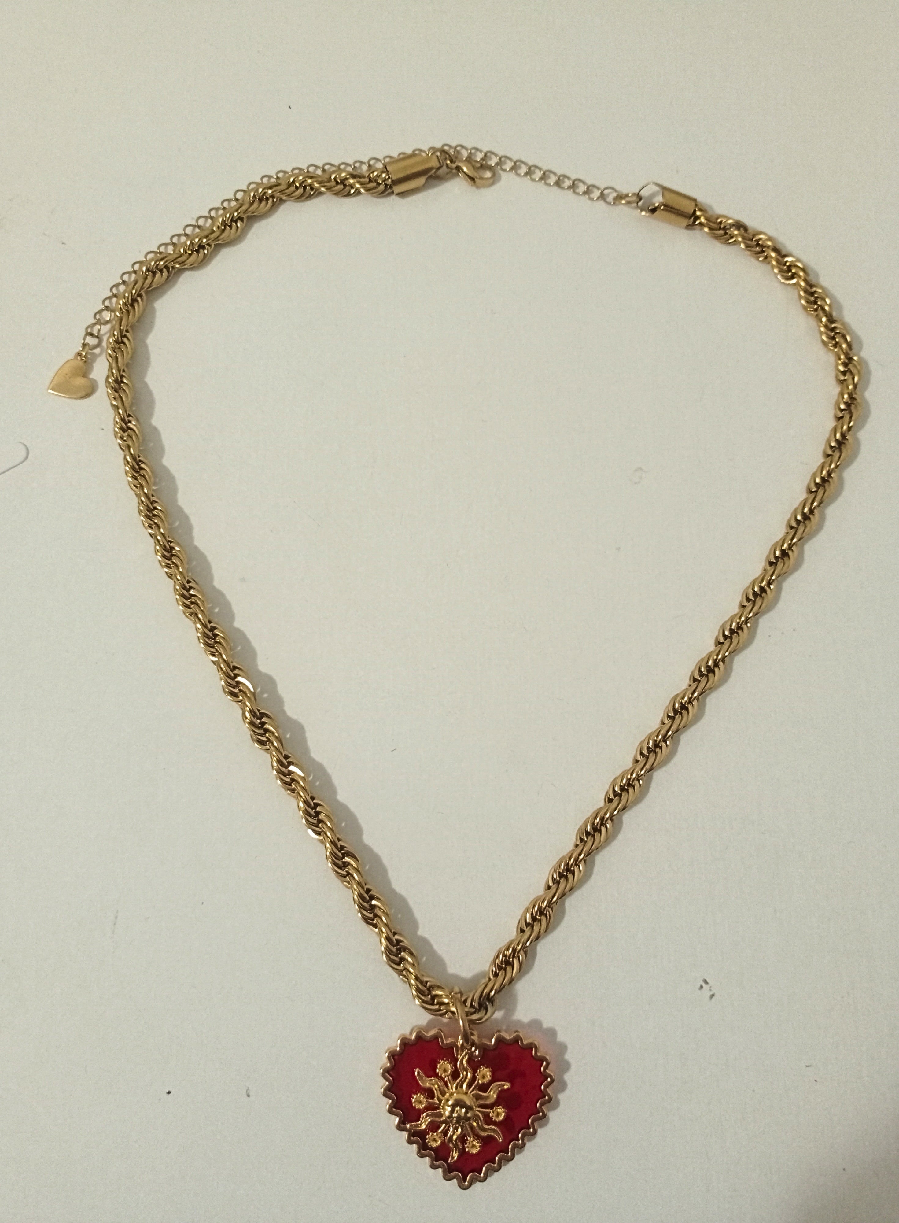 COLLAR CORAZÓN ROJO TOP